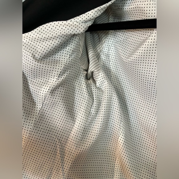 Ann Taylor black blazer size 0 - Picture 4 of 5